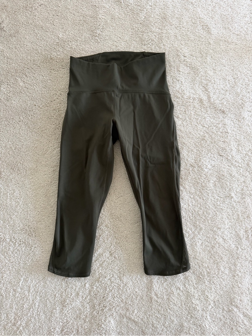 Lululemon High-Waisted Cropped Leggings w/ Mesh Panel - Olive Green